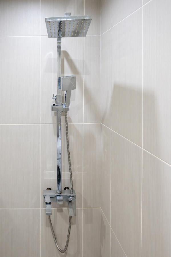 Spacious 1Bdr Apartment Near City Center Sofia Exterior foto