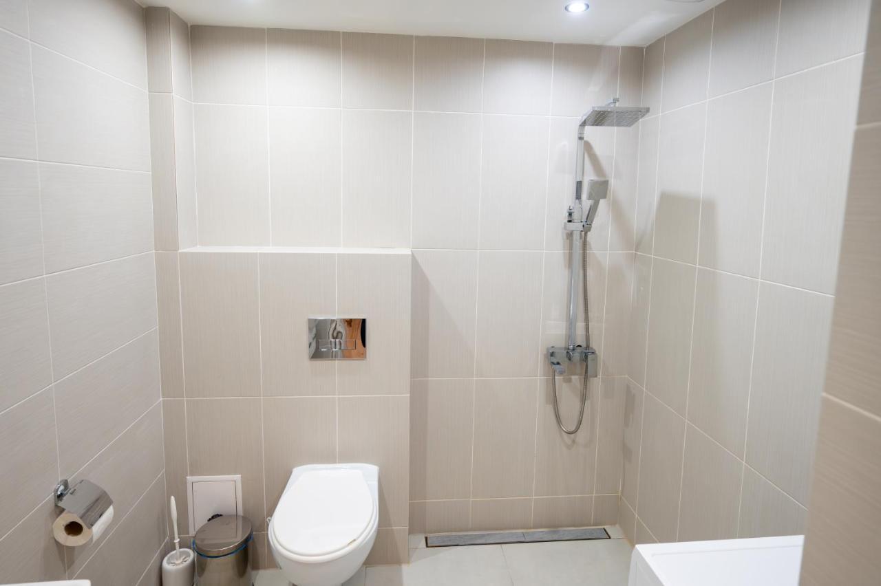 Spacious 1Bdr Apartment Near City Center Sofia Exterior foto